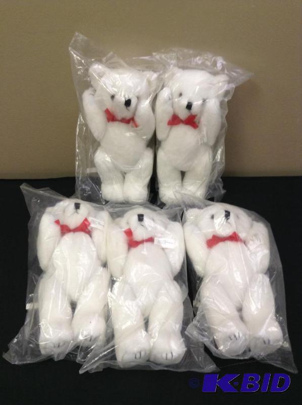 lot 30 image: Five Schmidt-Cannon white teddy bears