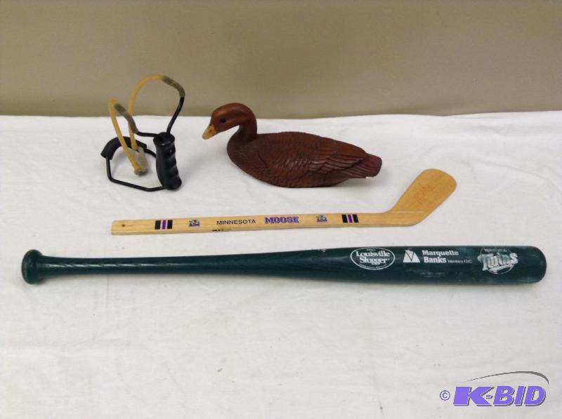 lot 45 image: Collection of Sporting Items