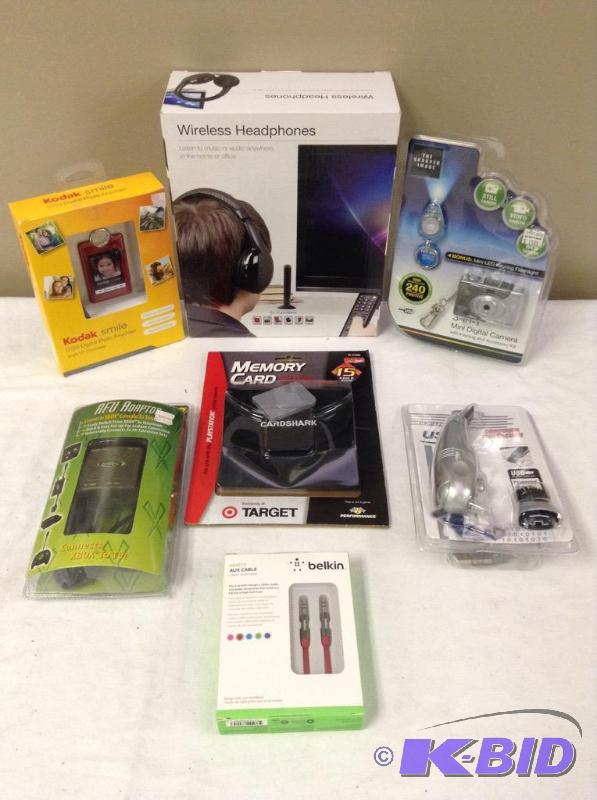 lot 62 image: Consumer Electronics