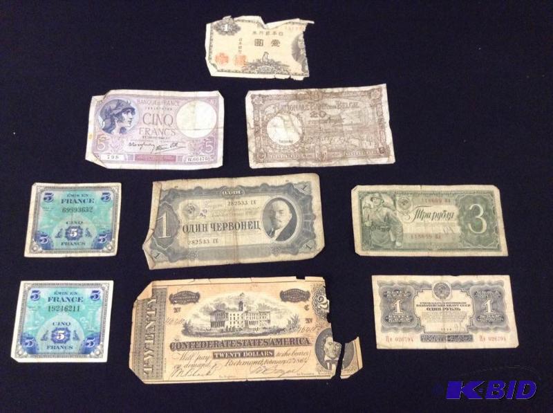 lot 81 image: Collection of World Currency