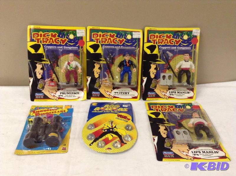 lot 113 image: Dick Tracy Figures & Toys
