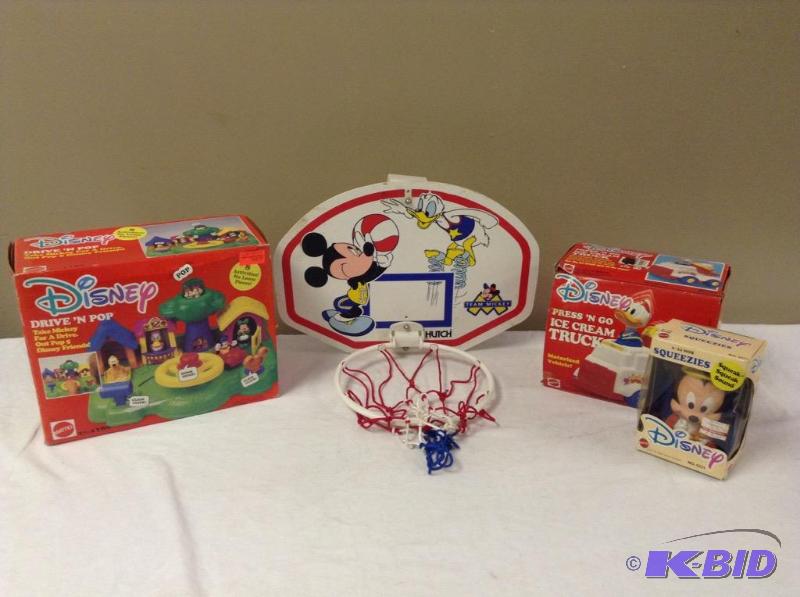 lot 17 image: Disney Mickey Mouse Toys