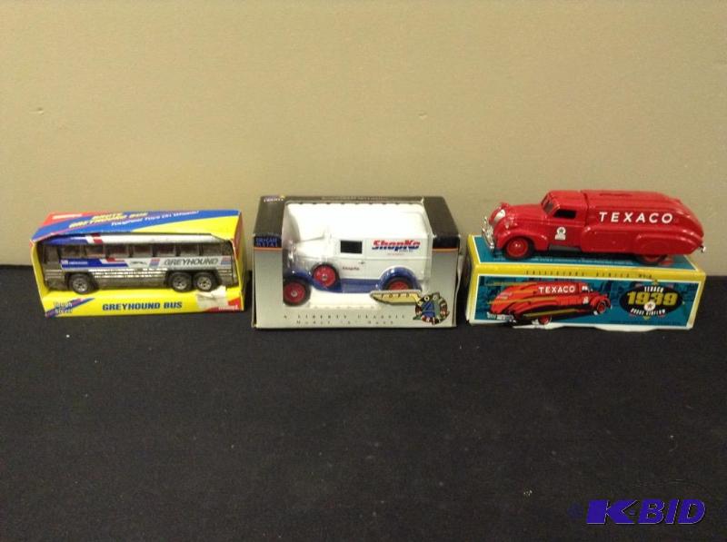 lot 47 image: ShopKo, Ertl Texaco & Greyhound Collector Vehicles