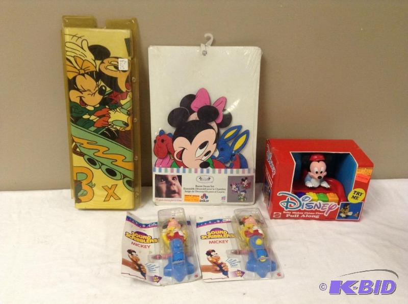 lot 73 image: Mickey Minnie Mouse Toys & Accessories
