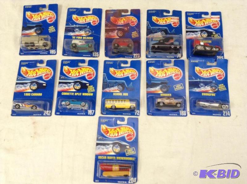 lot 94 image: 11 Hot Wheels Cars