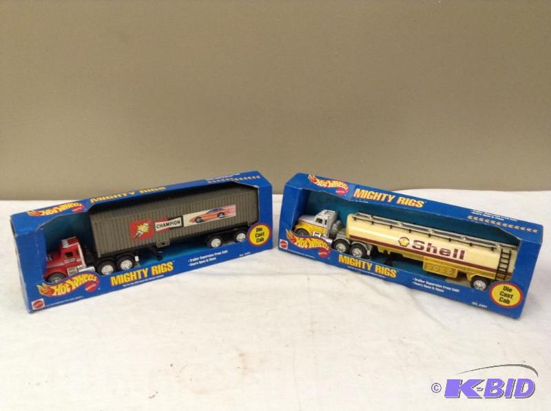 lot 96 image: 2 Hot Wheels Mighty Rigs