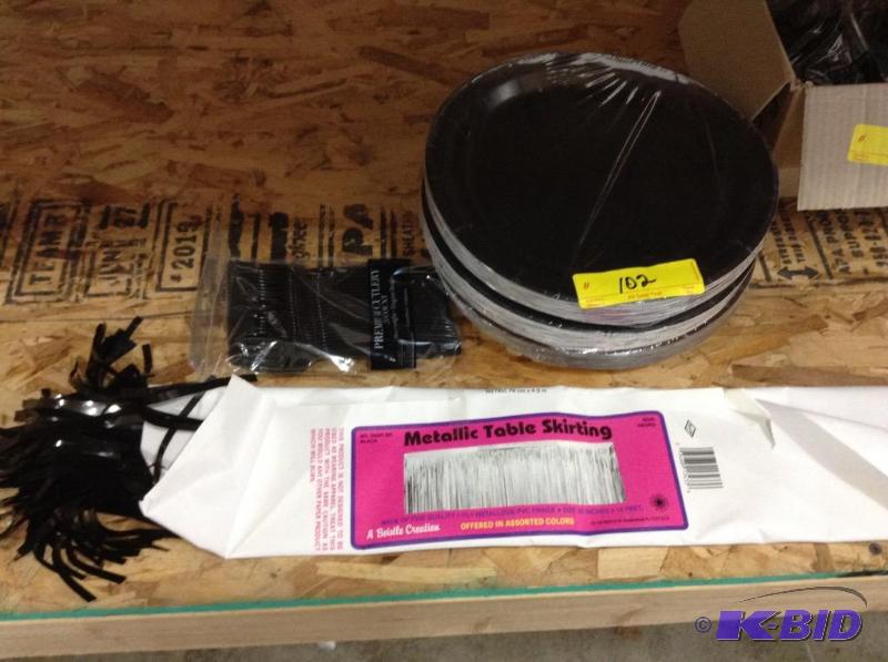 lot 102 image: Black Group