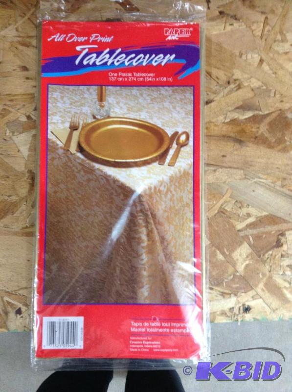 lot 109 image: Gold Lace Plastic Table Covers