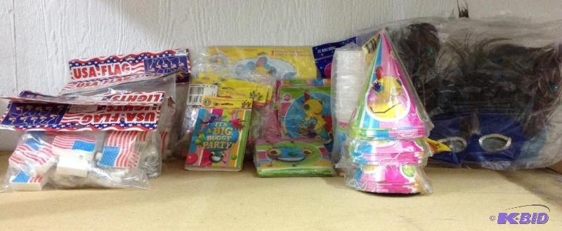 lot 11 image: Mixed Lot