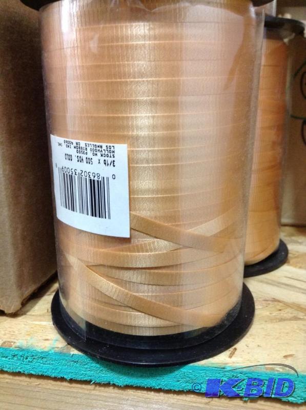 lot 128 image: Gold Curling Ribbon