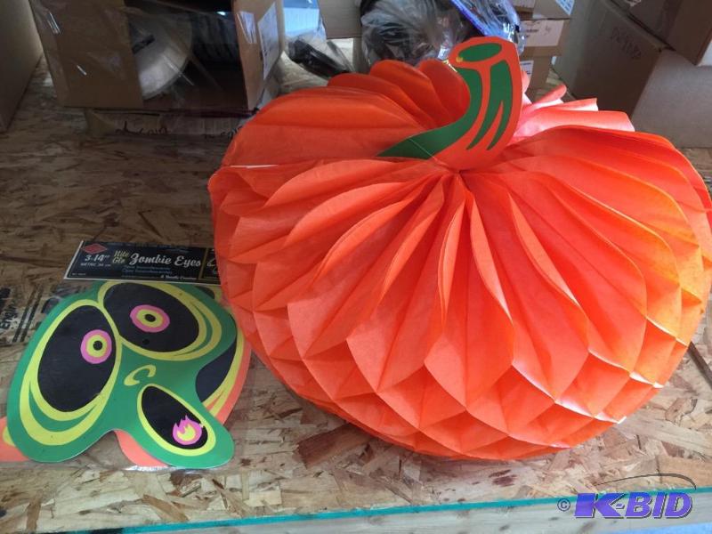 lot 148 image: Scary Zombie Eyes and more