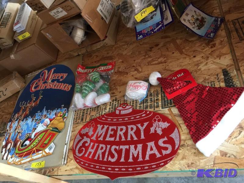 lot 155 image: More Christmas