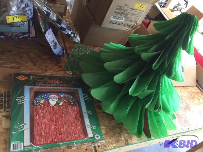 lot 159 image: Christmas