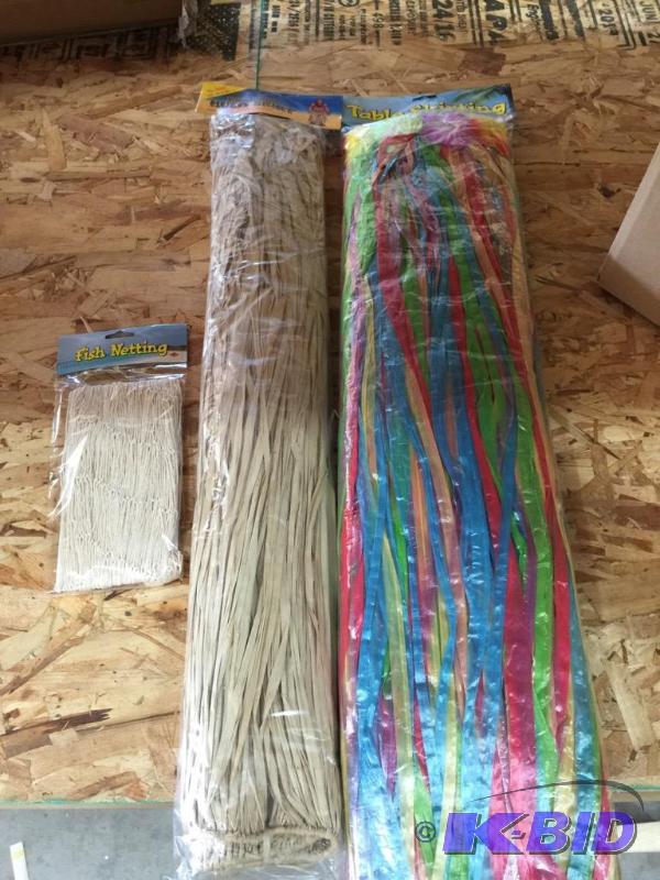 lot 167 image: Luau Themed