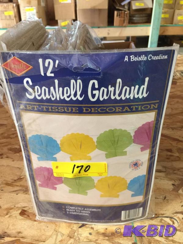 lot 170 image: Tissue Seashell Garland
