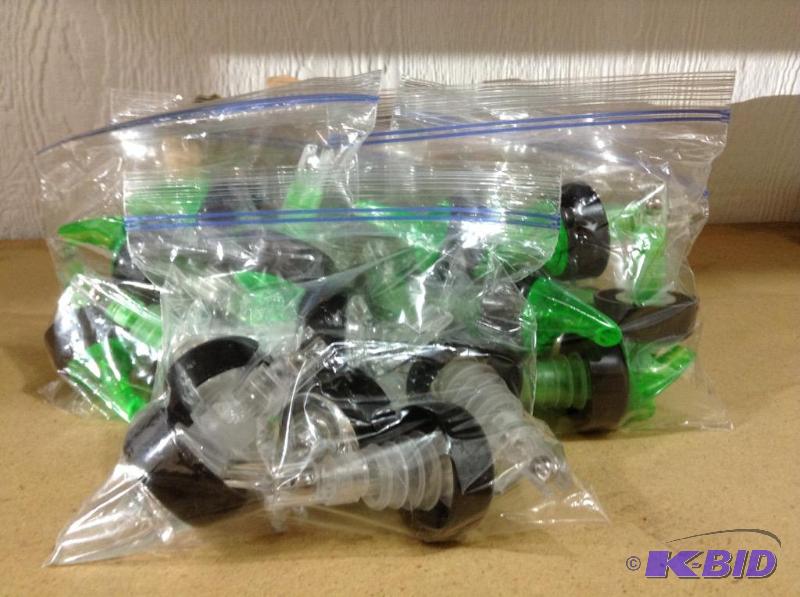 lot 19 image: Bar Pourers