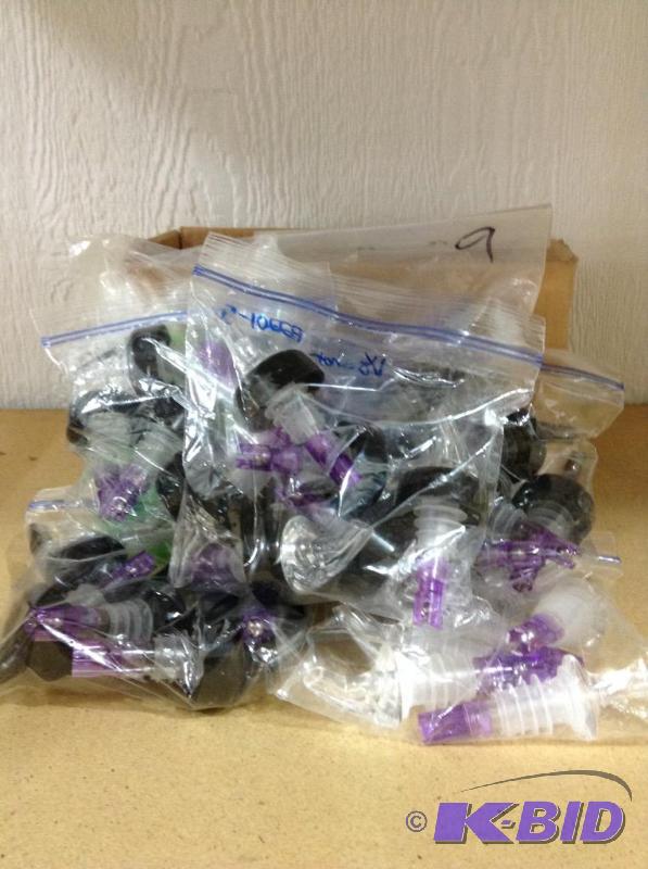 lot 20 image: Bar Pourers