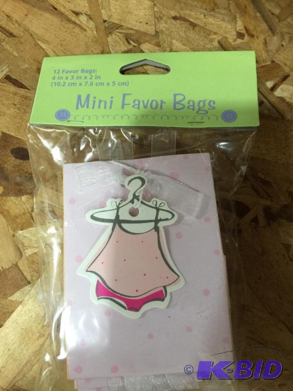 lot 203 image: Mini Favor Bags