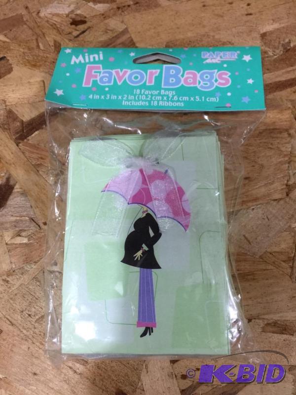 lot 208 image: Mini Favor Bags - Baby Shower