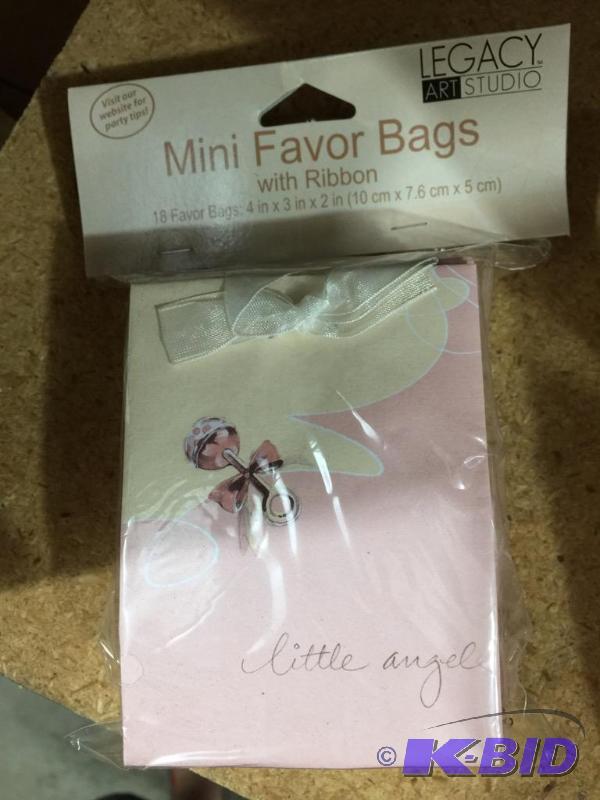 lot 210 image: Mini Favor Bags - Baby Shower