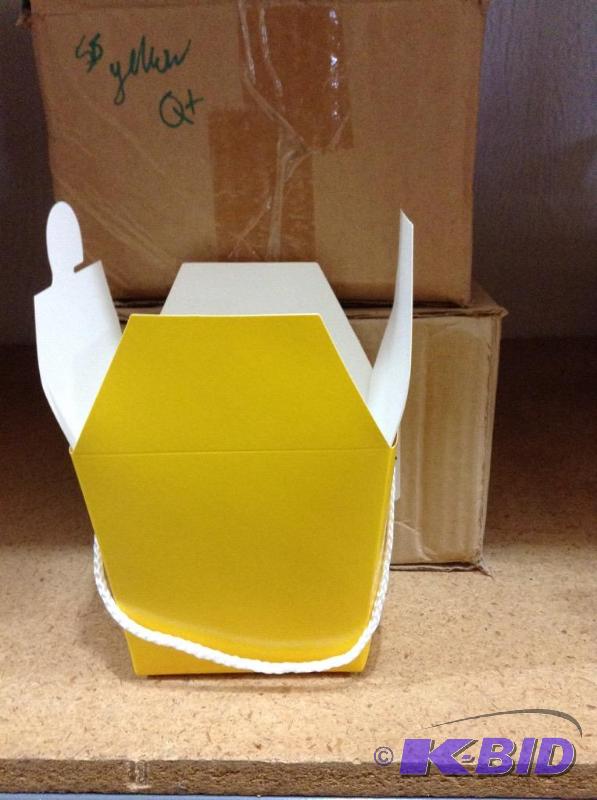 lot 216 image: Qt. Yellow Take Out Style Containers