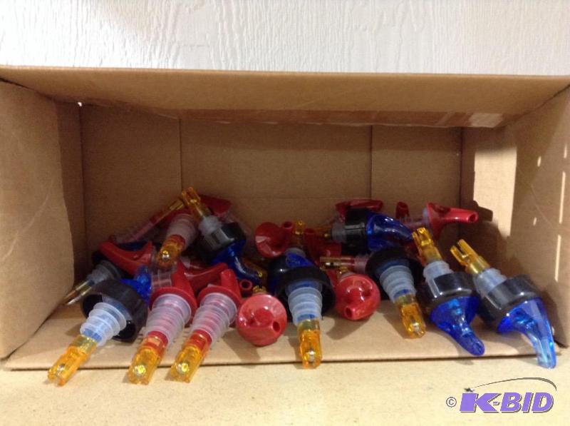 lot 22 image: Bar Pourers