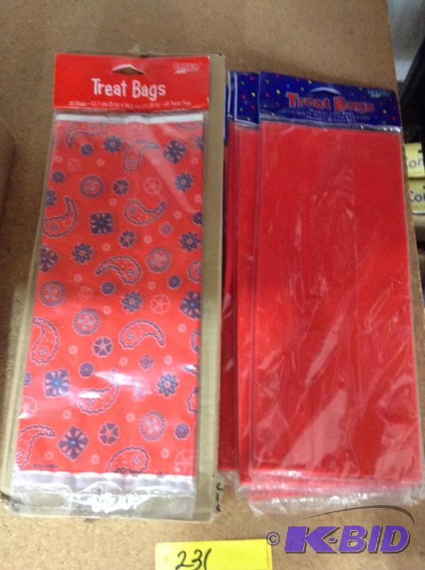 lot 231 image: Bandana Print and Solid Red Treat Bags