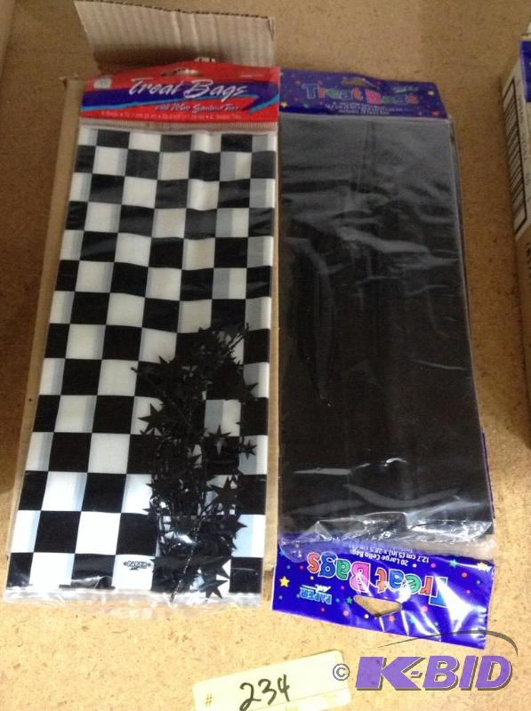 lot 234 image: BW Checkered and Solid Black Treat Bags