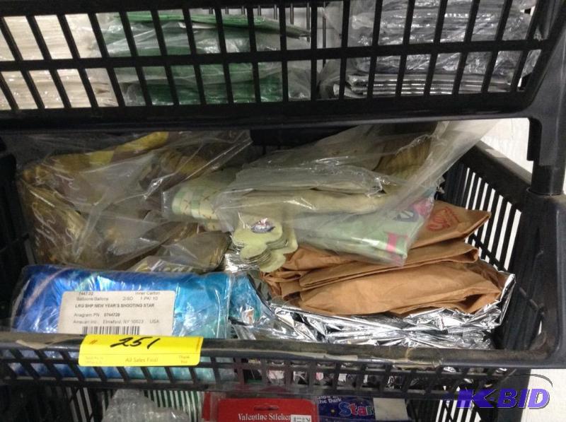 lot 251 image: Mixed Mylar Balloon Lot