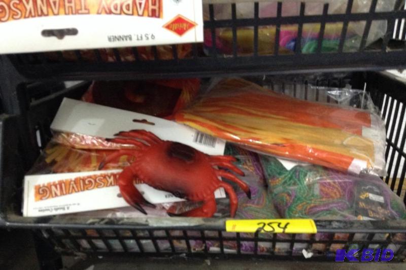 lot 254 image: A Crab, Mini Size Bead Necklaces and Thanksgiving