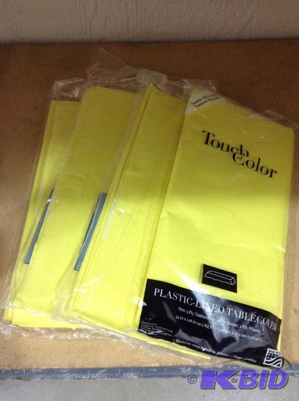 lot 6 image: Yellow Tablecloths