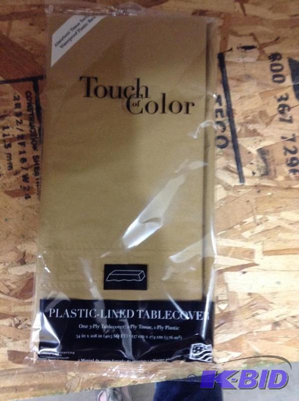 lot 70 image: Golden Lot