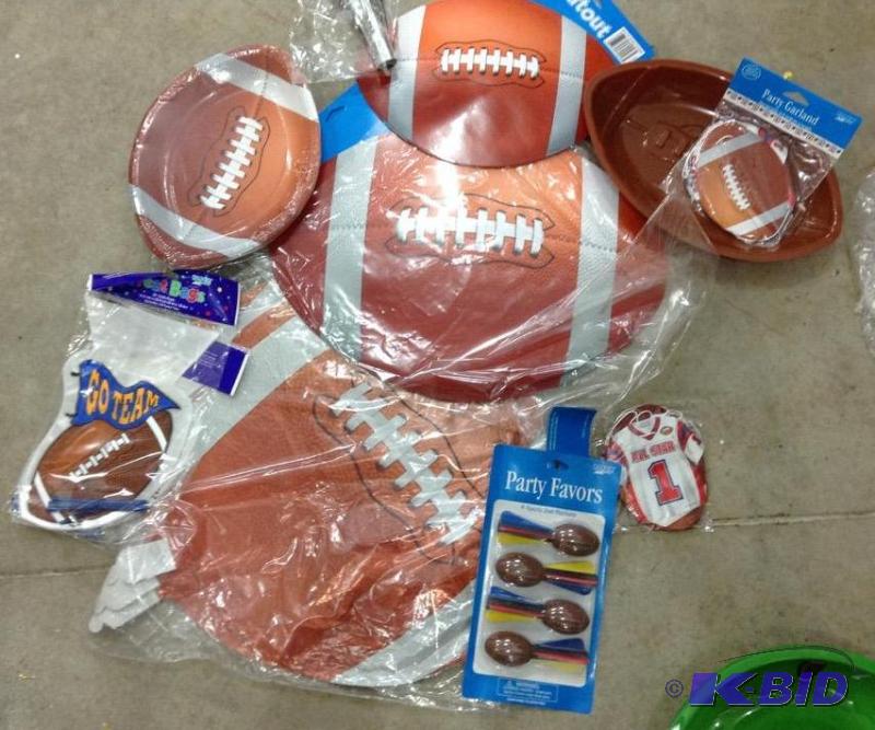 lot 73 image: Big Football Party Items Lot