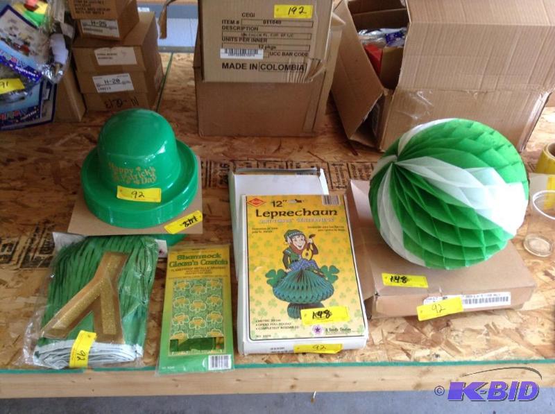 lot 92 image: St. Patricks Day Lot