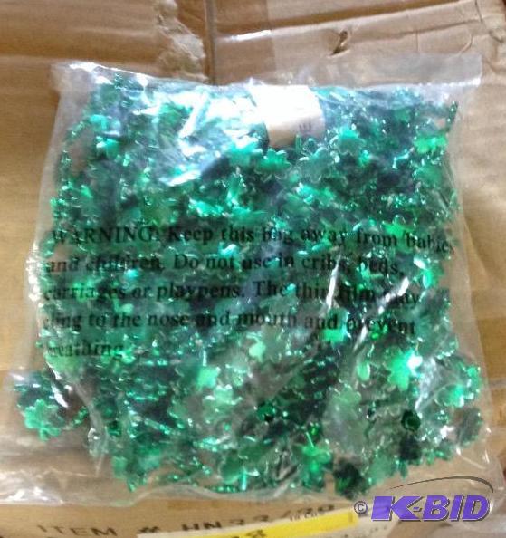 lot 98 image: St. Patricks Day Mini Beads