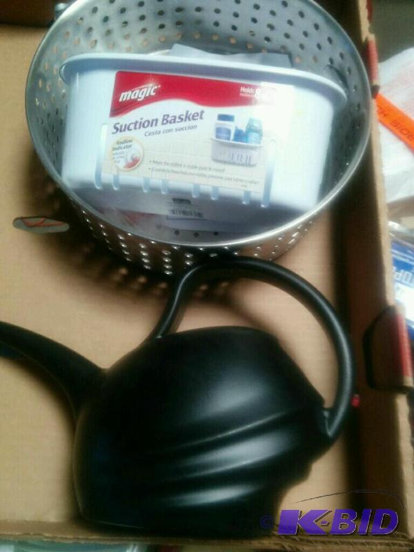 Watering can, suction basket for showers, deep fry basket (3)