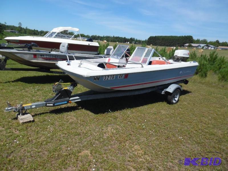 1972 Crestliner Boat