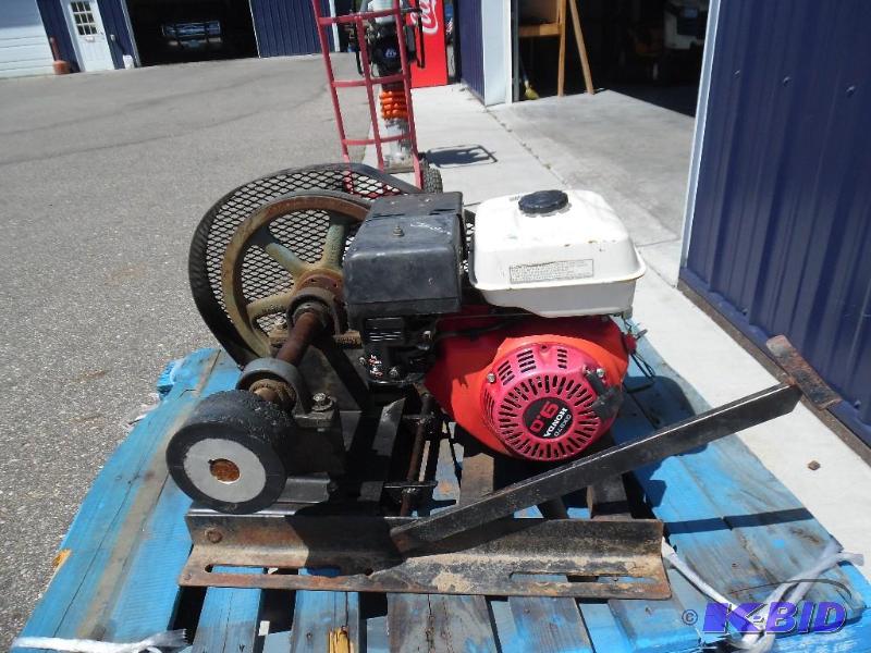 9 HP Honda Motor