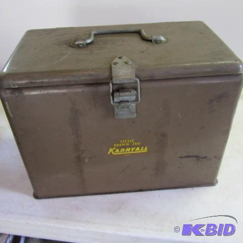 lot 106 image: Vintage Little Brown Jug Cooler