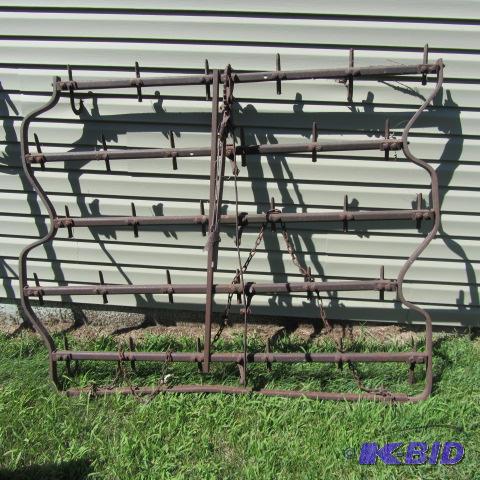 lot 117 image: Adjustable Field Drag