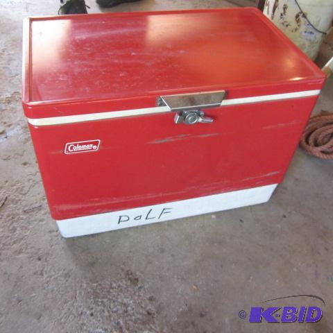 lot 131 image: Vintage Coleman Cooler