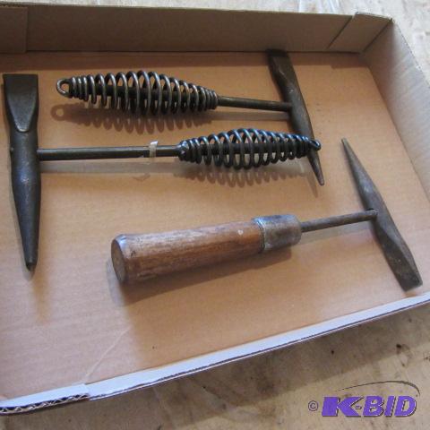 lot 174 image: Welding Slag Chippers