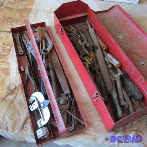 lot 185 image: Tool Box, Pipe Cutter, Tin Snip