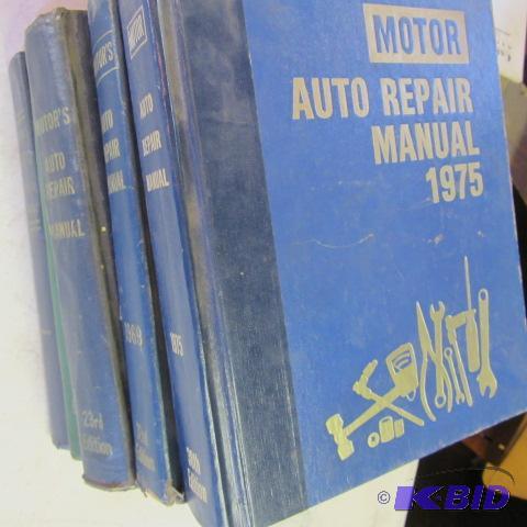 lot 214 image: Auto & Truck Manuals