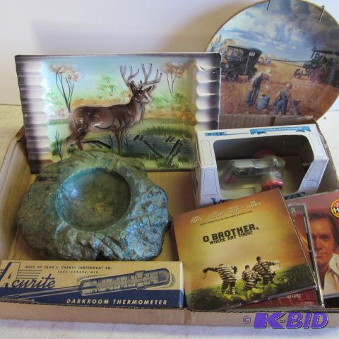 lot 217 image: Threshing, Farmall, Ashtrays