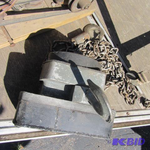 lot 23 image: ACCO Chain Hoist