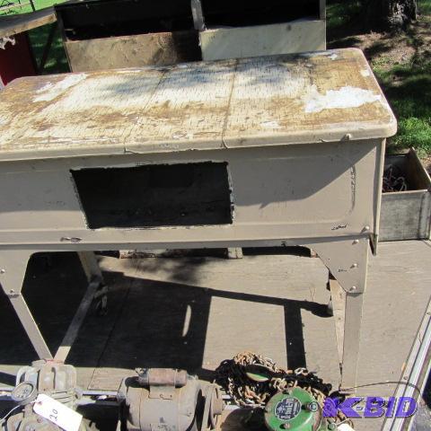 lot 25 image: Metal Work Table