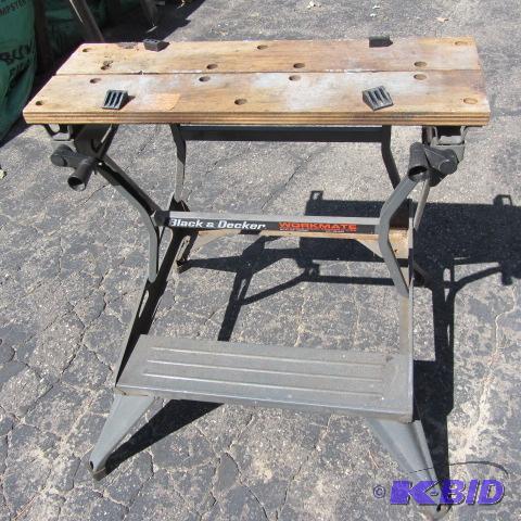 lot 42 image: Workmate Folding Table