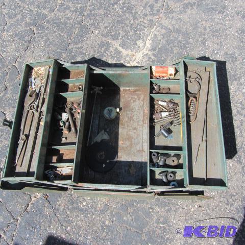 lot 43 image: Metal Toolbox, Supplies