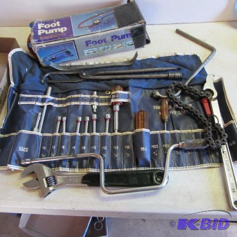 lot 64 image: Wrenches, Brake Tools